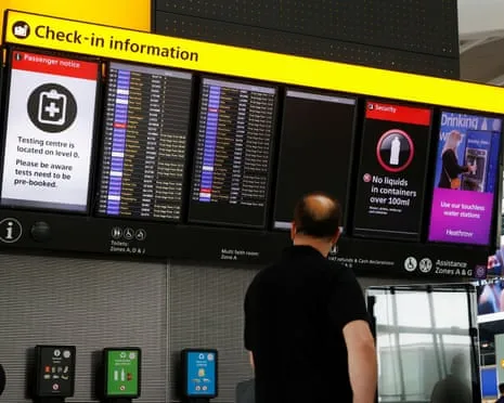 Major Flight Disruptions Reported Across Europe After Technical Issue Affecting Boarding Services