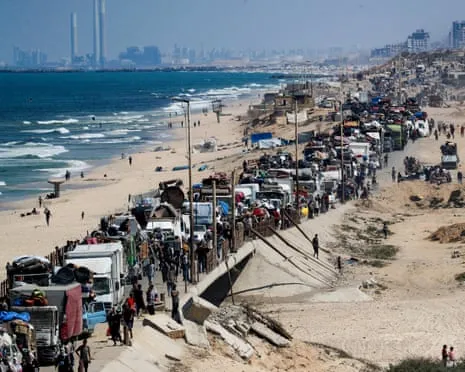 Israeli Forces Announces Limited-Time Safe Passage for Northern Gaza Civilians